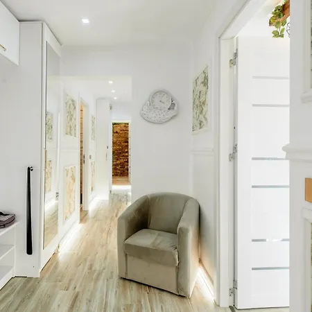 Zaram Apartmán *
